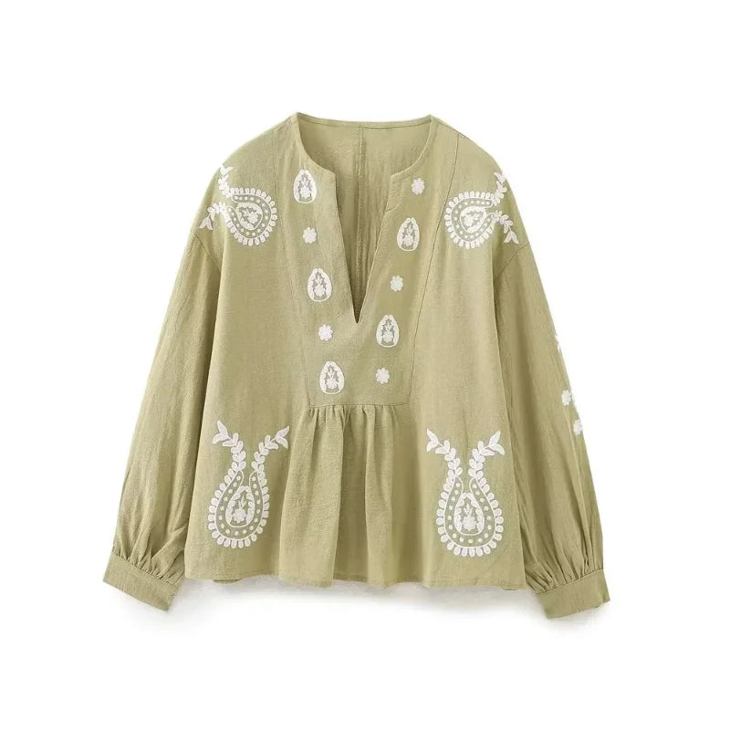 haut brodé a manche longue