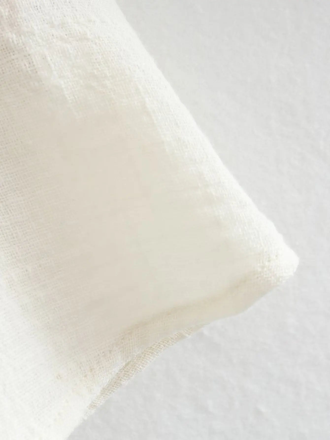 haut brodé a manche longue