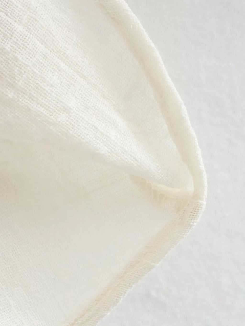 haut brodé a manche longue