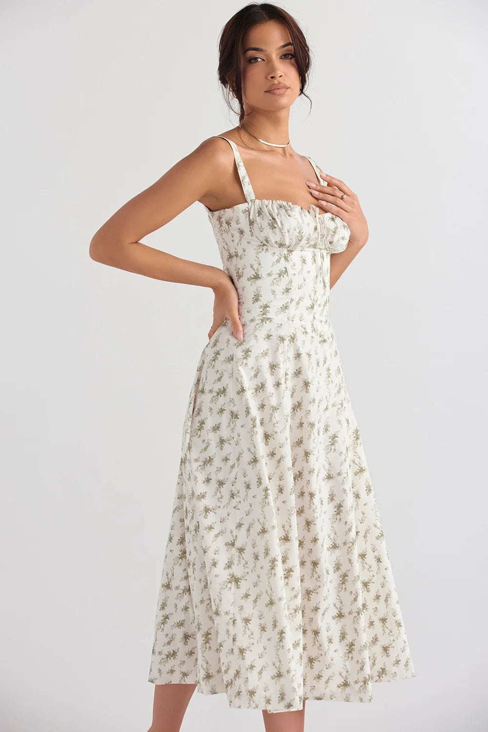 robe élégante col en V